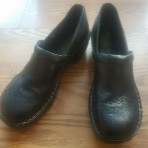 Sonoma Womans Sz 9M Black Loafers Slip Ons Mules